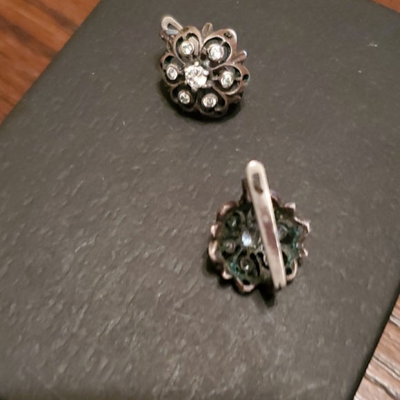 VINTAGE STERLING SILVER EARRINGS - Picture 4 of 5